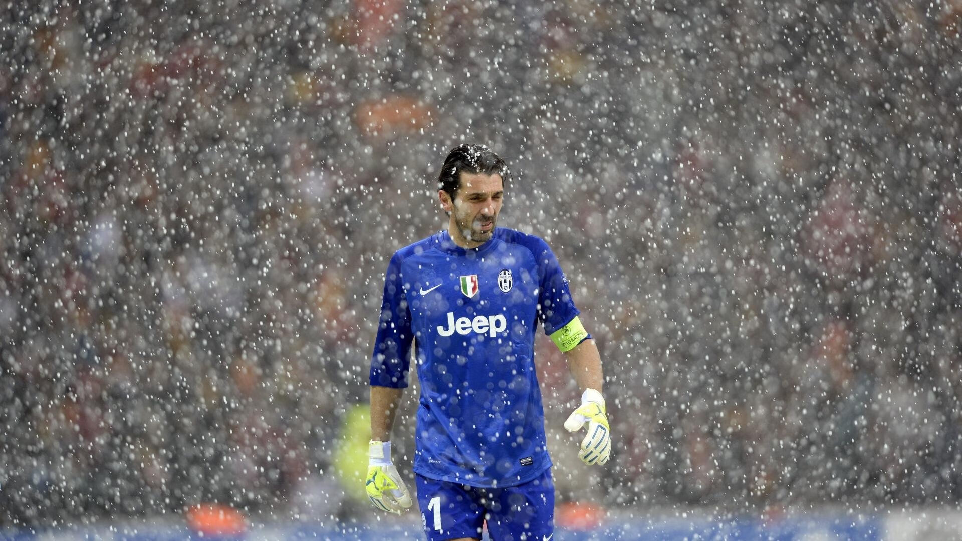 开云体育中国官网-乌迪内斯后卫出色抢断反击，帮助球队取胜，乌迪内斯出来的球星