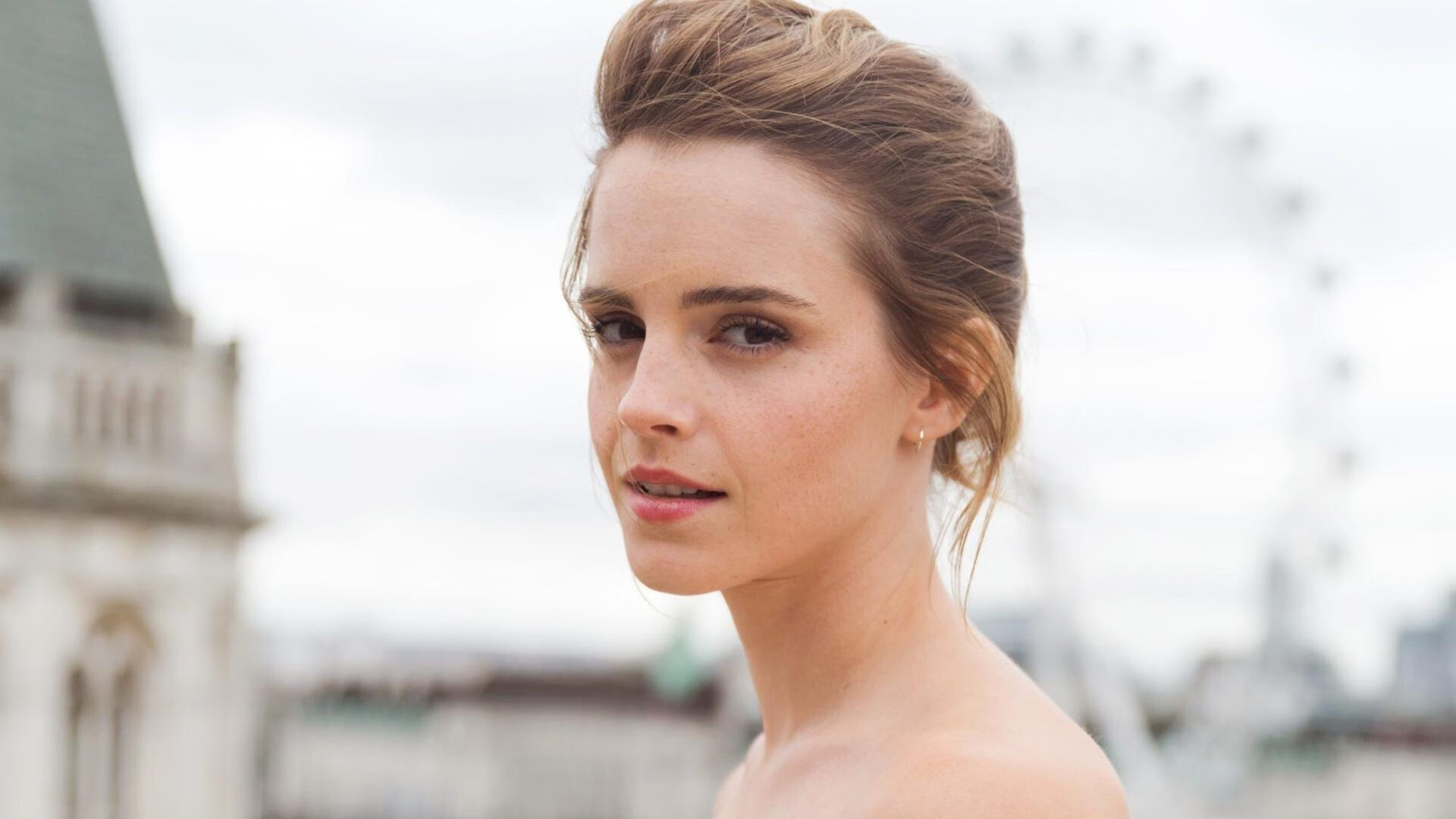 开云·体育官网APP下载-五大联赛是否在战术板中引入更多AI数据作为辅助，五大联赛指