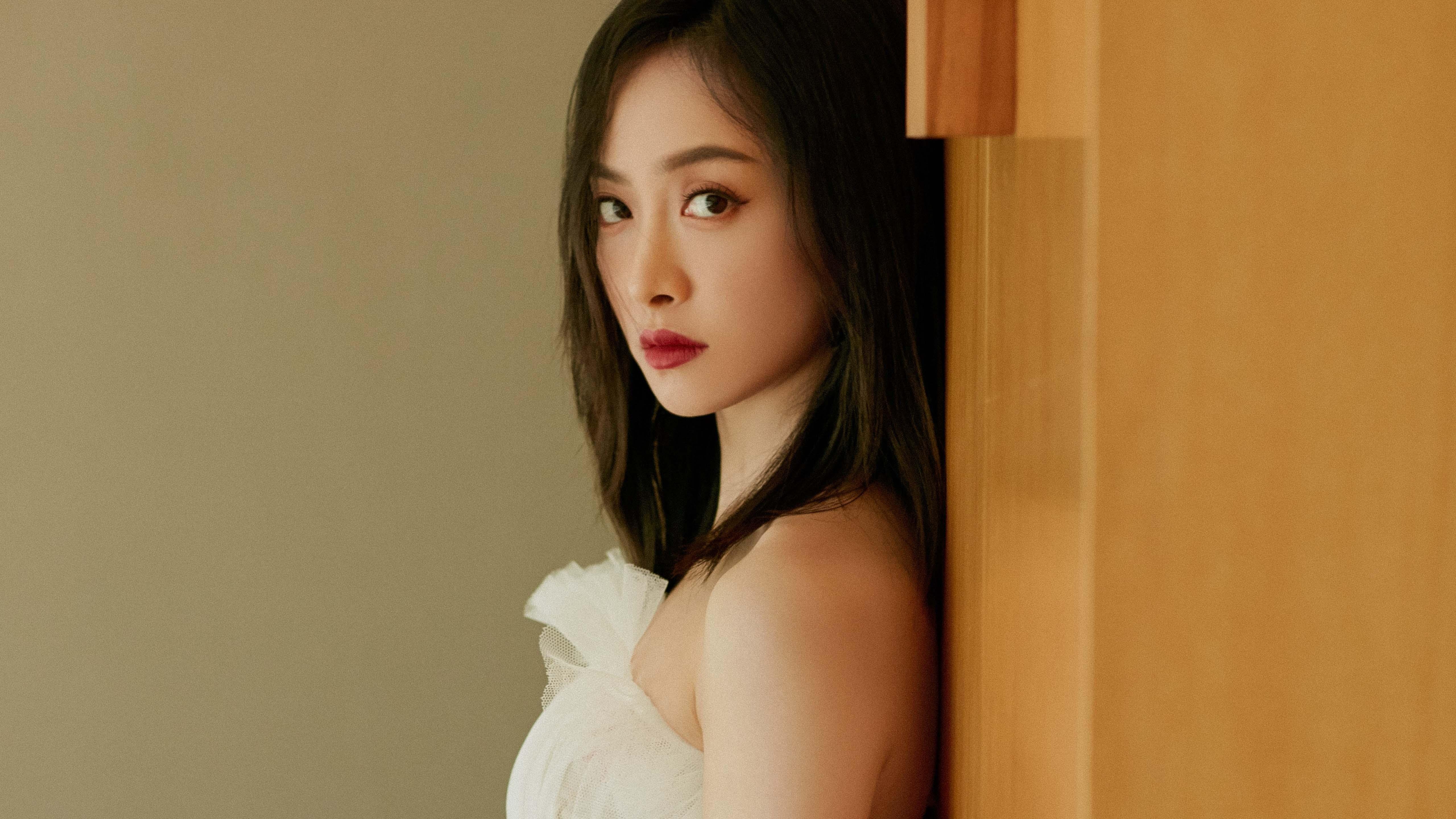 开云官方-张伟丽卫冕成功再次站上巅峰，张伟丽卫冕成功再次站上巅峰视频