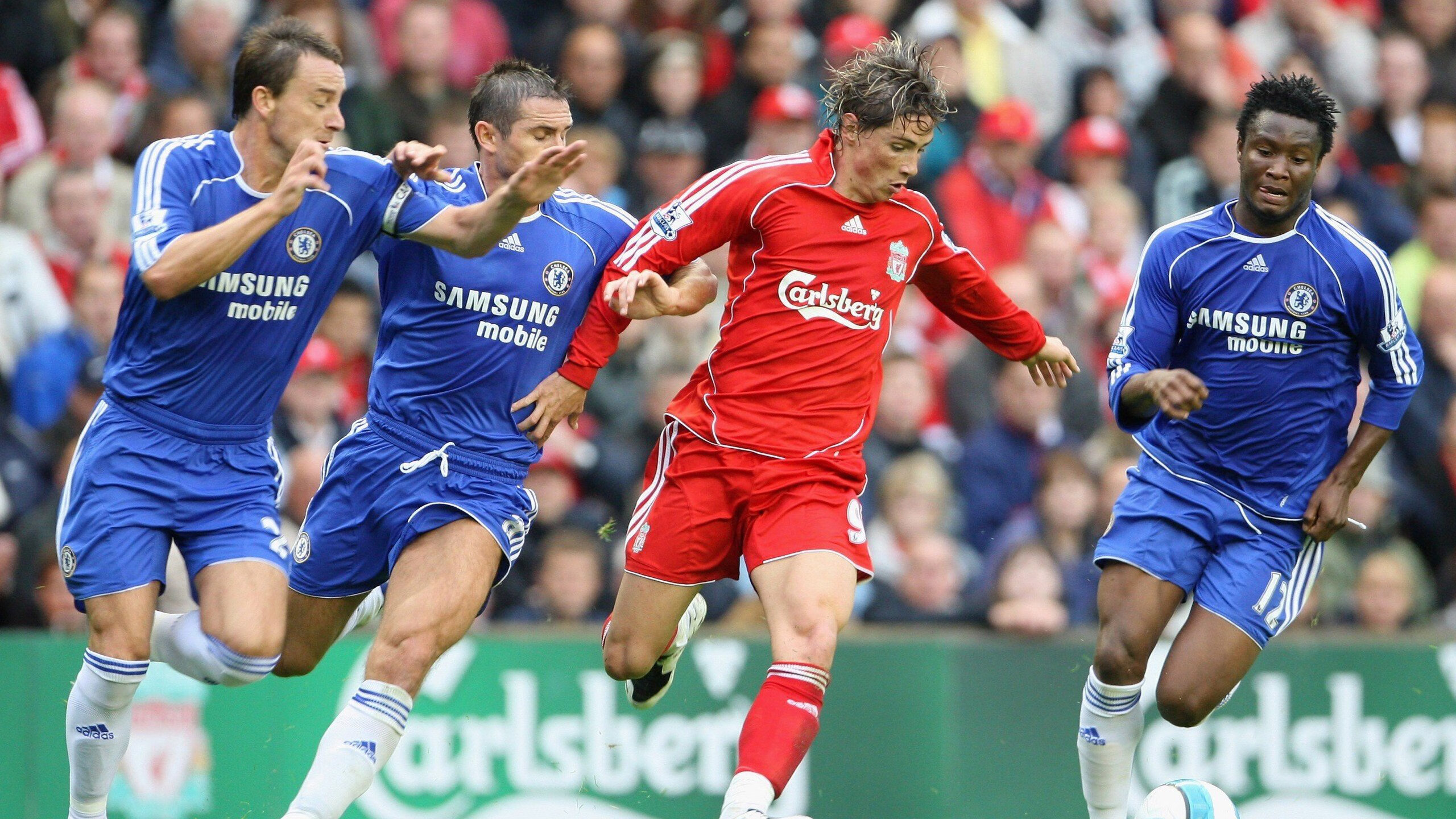 1998年总决赛第六场：乔丹带领公牛在倒数第二分钟完成奇迹逆转，成功夺冠，成为他六夺冠军的经典瞬间之一。